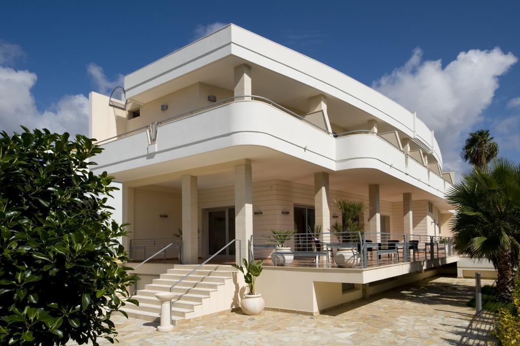 Hotel Residenza Del Mare Sant Isidoro  Exterior foto